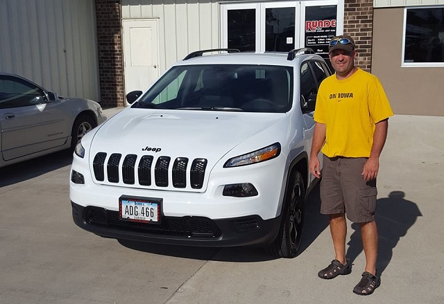  Dyersville Iowa Jeep Dealership